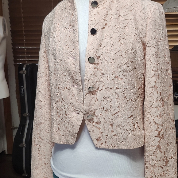 Calvin Klein Designer Lace Jacket In Soft Peach Color In Womans Size 4.   NWT - Picture 16 of 16